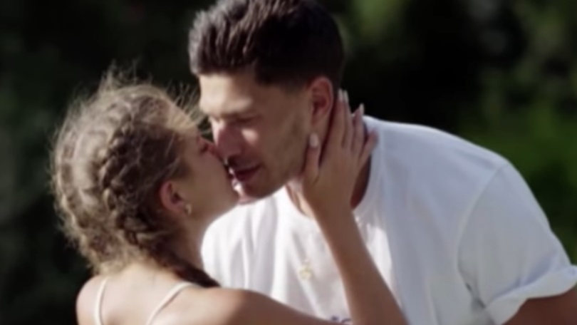 Sterren onthullen: ‘Love Island is een grote, neppe show van 157 miljoen euro’