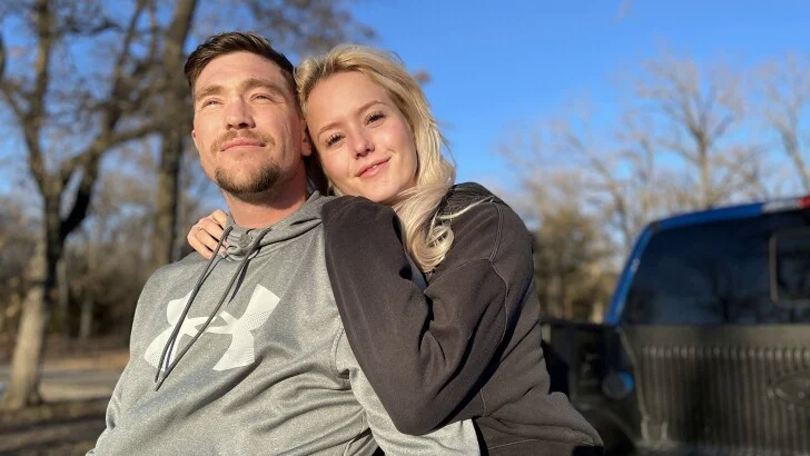 Julia en gevangene Kyle openen Grenzeloos Verliefd seizoen 12 Grenzeloos Verliefd Julia en Kyle