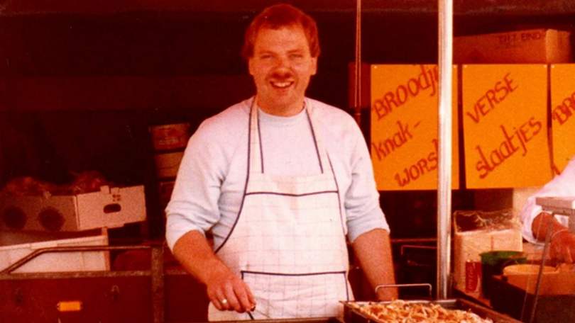 Peter Gillis met haar en snor