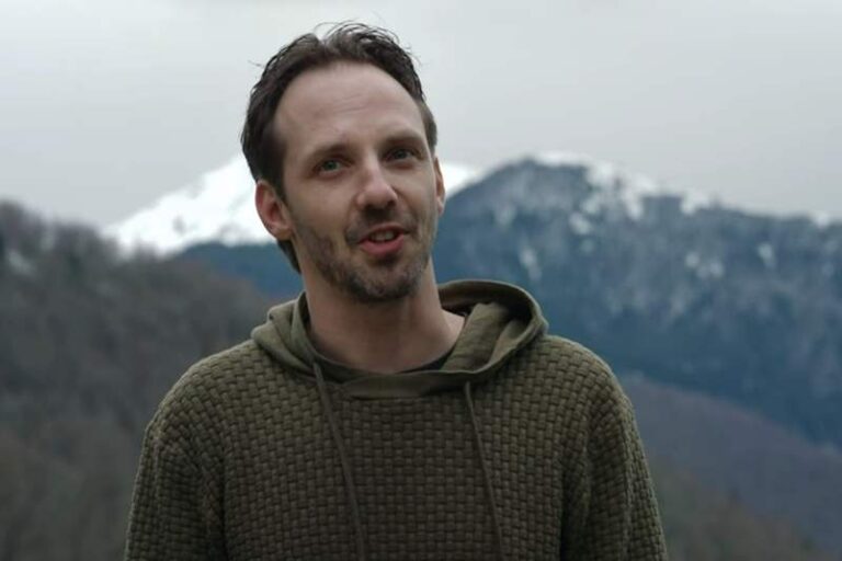 Bart doet voor Judith mee aan Winter Vol Liefde - Love & Reality