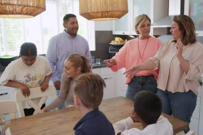 Samengesteld gezin Esther en Faziel zoeken lucht via Kopen of Slopen Esther en Faziel samengesteld gezin Kopen of Slopen