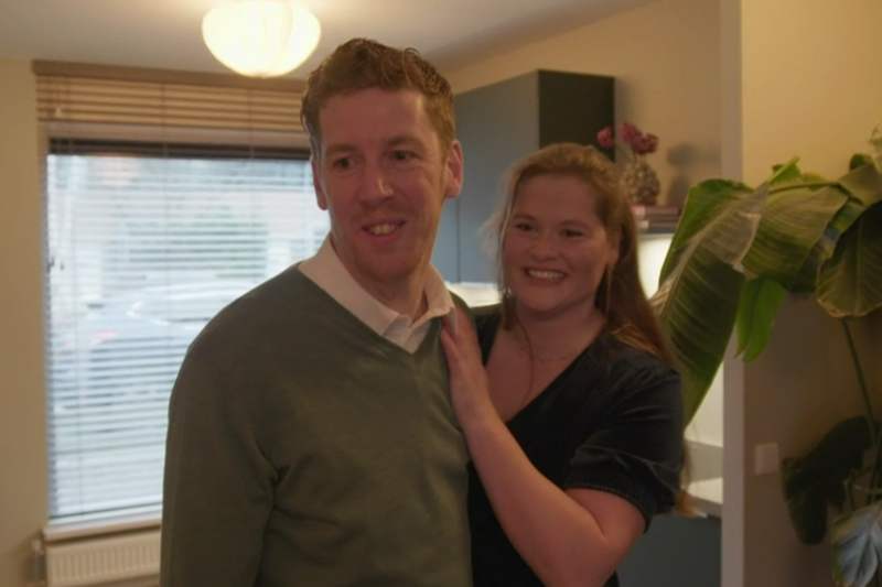 Kaj en Lieneke van stinkhok naar waanzinnig blij met Almere in Kopen Zonder Kijken