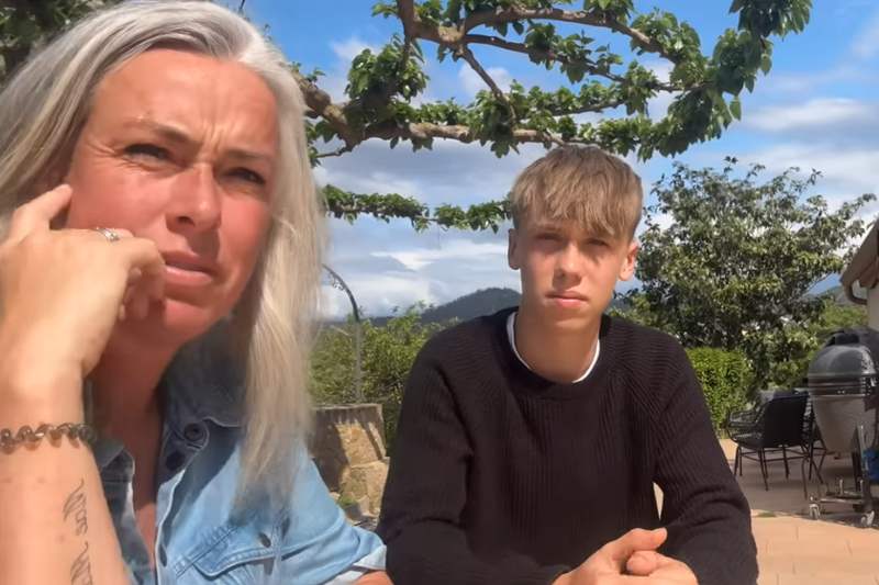 Maaike Senna Daar Gaan Ze Weer