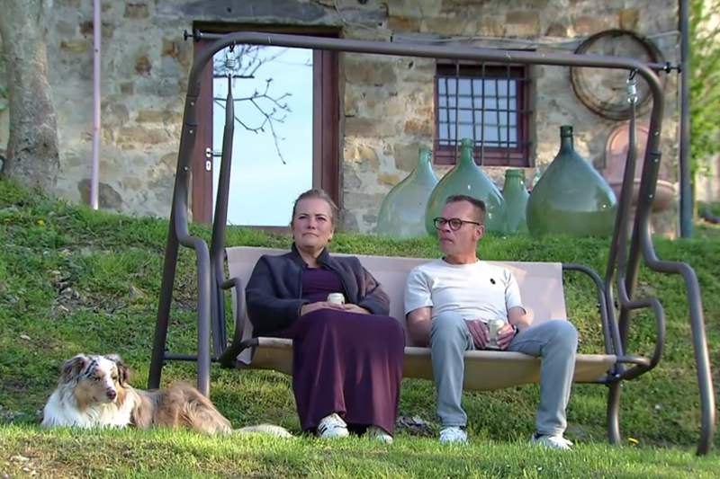 Jean Paul is druk met… Jean Paul; Rob moet zoenen en Eveline voelt het nog niet