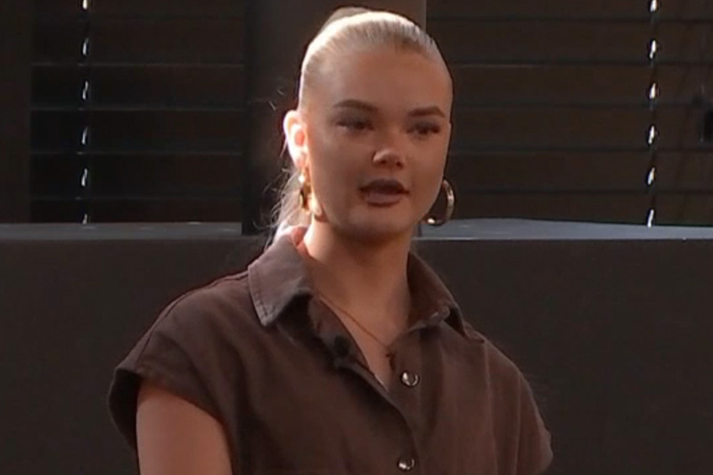 Familie Mercedes haalt genadeloos uit naar ‘alien’ Demi Mercedes De Bondgenoten