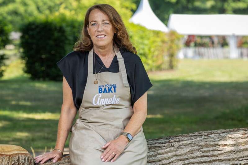 Anneke in Heel Holland Bakt: heeft tweede keuken speciaal voor het bakken