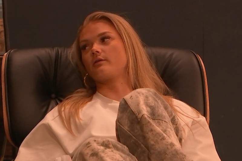 Onmogelijke keuze voor Mercedes: kiest ze voor liefde of 100.000 euro?