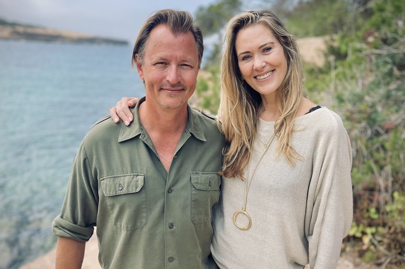 Tantrafanaten Mano en Manon verhuizen in Het Roer Om naar Ibiza