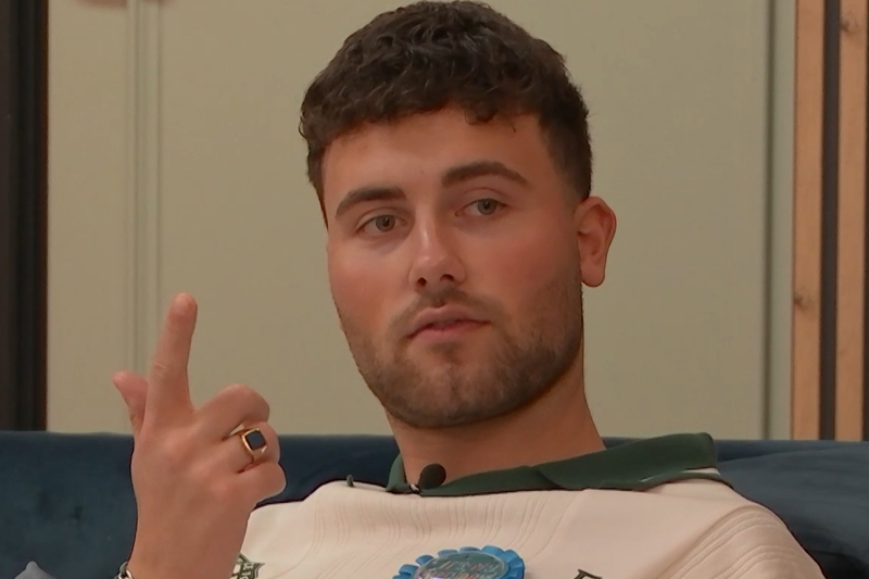 Noah fileert Chess in De Bondgenoten tot op het bot - Love & Reality